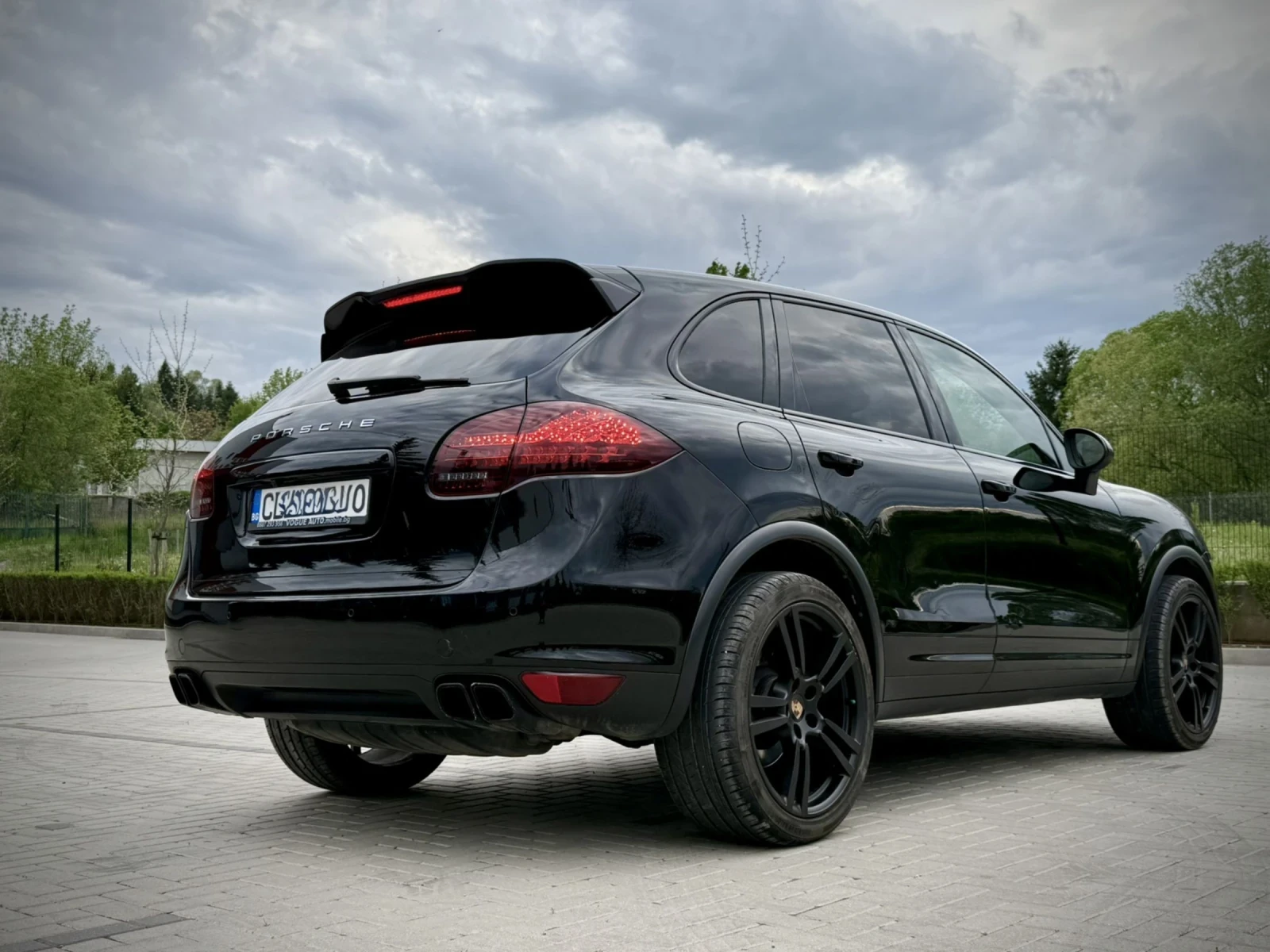 Porsche Cayenne 3.0 tdi, снимка 8 - Автомобили и джипове - 54526241
