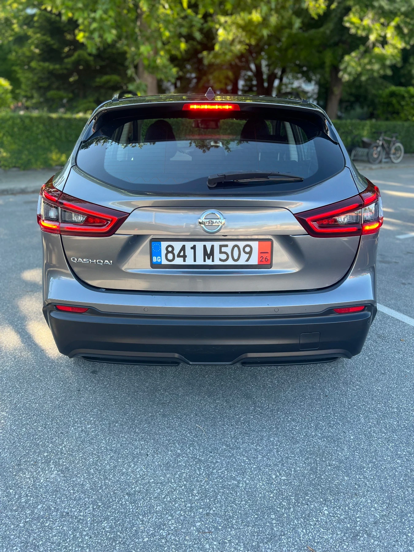 Nissan Qashqai Avtomat* Camera* Navi* FWD, снимка 4 - Автомобили и джипове - 54597304