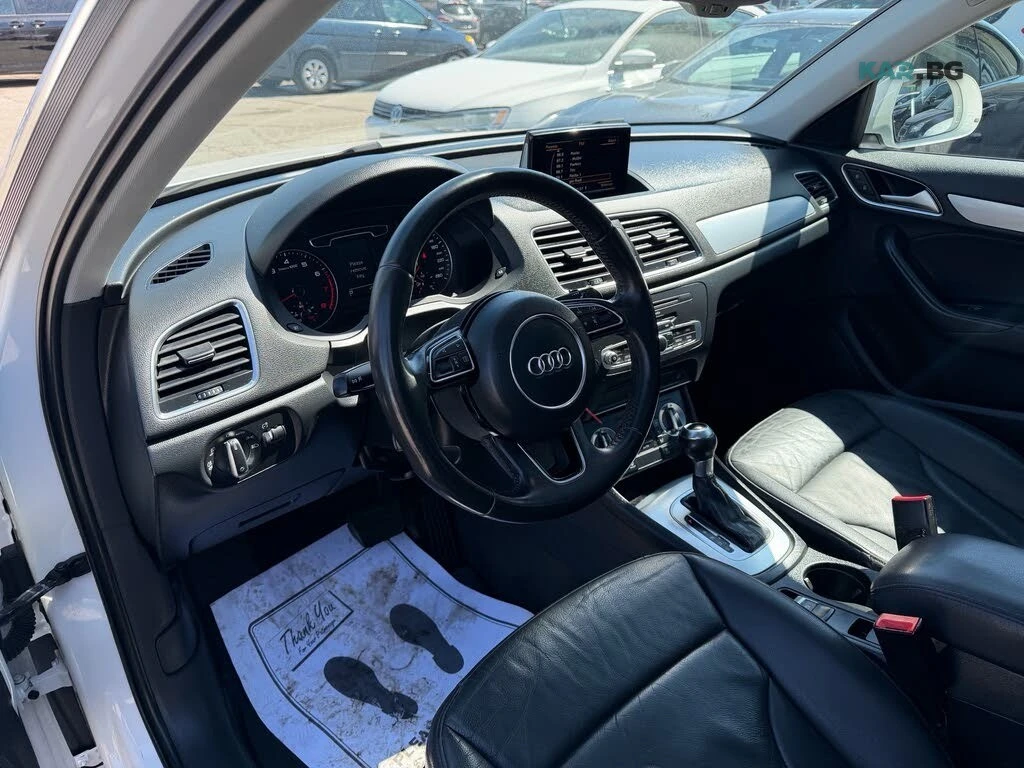 Audi Q3  PROGRESIV * KEYLESS * АвтоКредит * (ЦЕНА ДО БГ), снимка 9 - Автомобили и джипове - 54897089