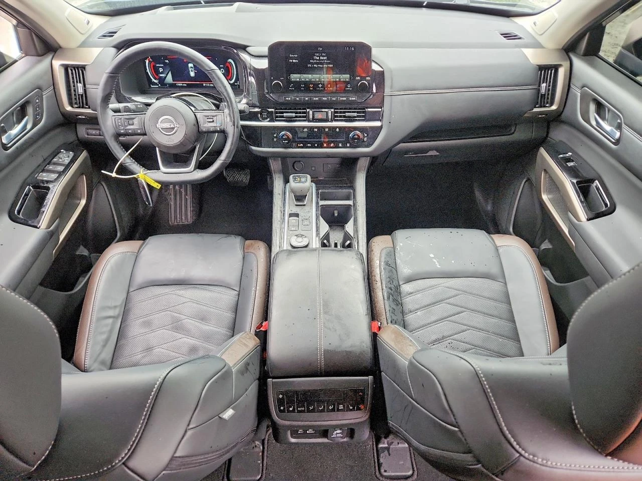Nissan Pathfinder, снимка 8 - Автомобили и джипове - 54920360