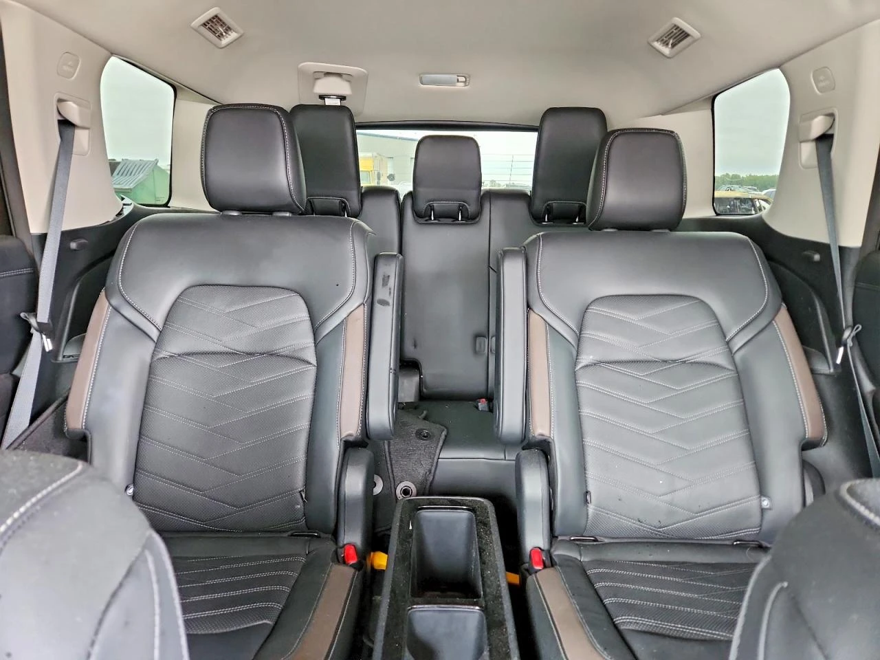 Nissan Pathfinder, снимка 10 - Автомобили и джипове - 54920360