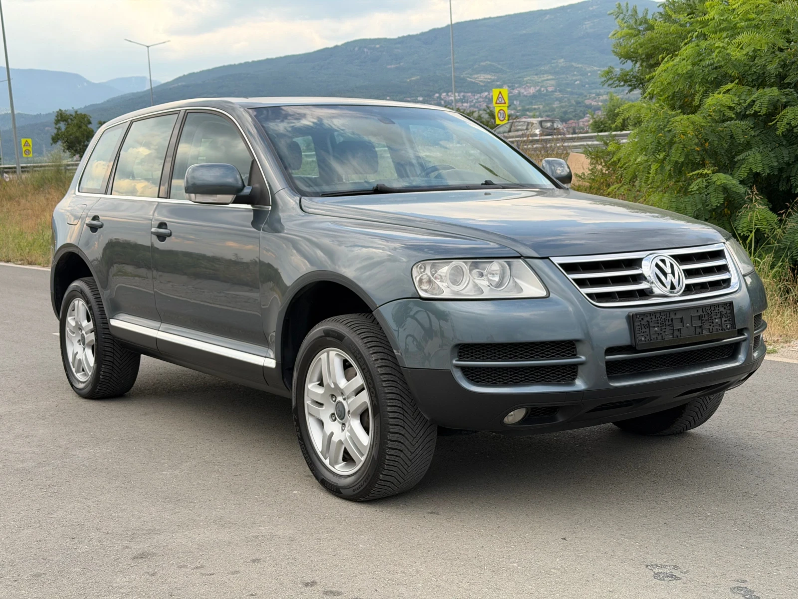 VW Touareg 3.0TDI/224кс./ПРУЖИНИ/4Х4, снимка 3 - Автомобили и джипове - 55128634