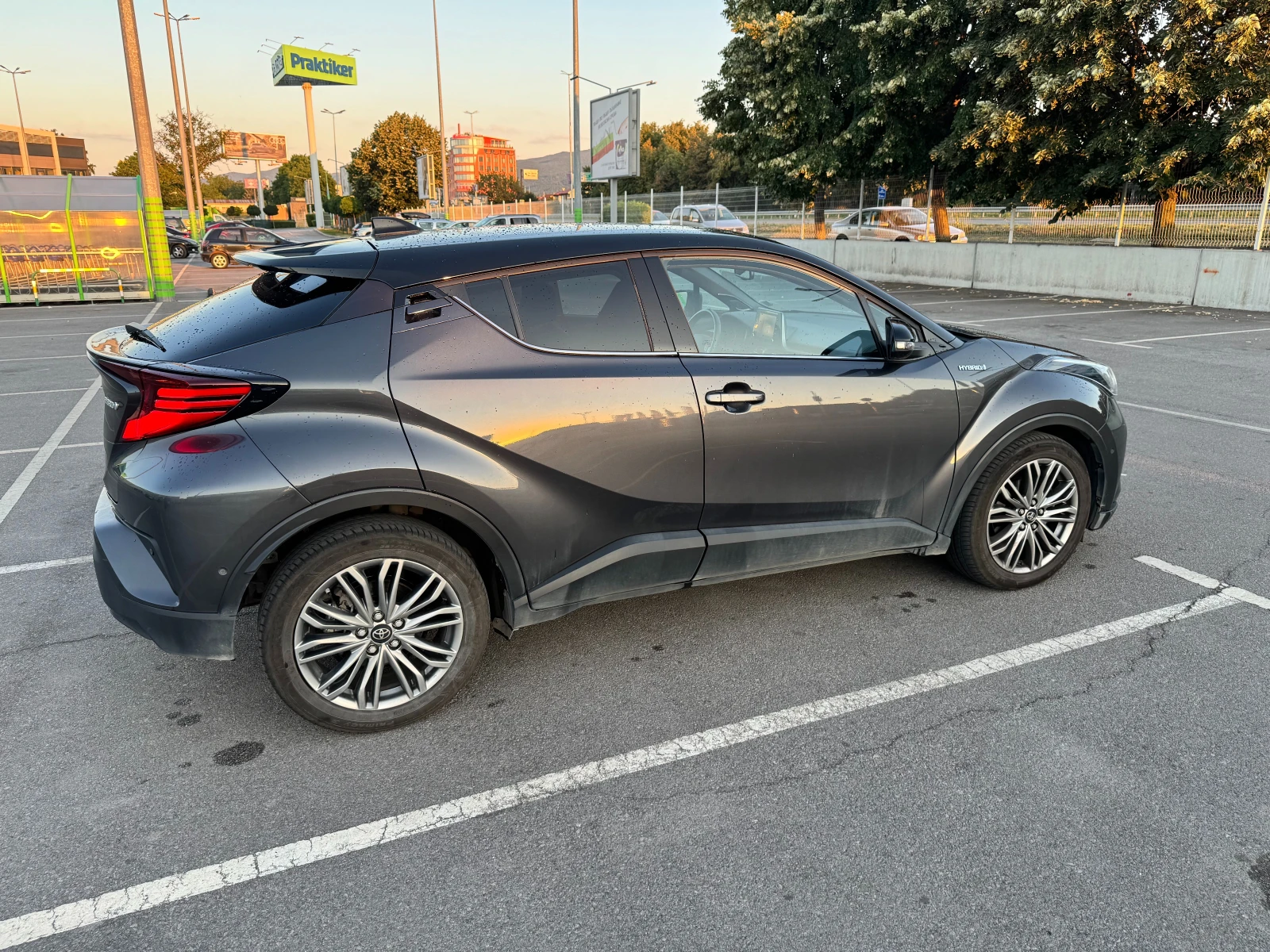 Toyota C-HR, снимка 7 - Автомобили и джипове - 55533475