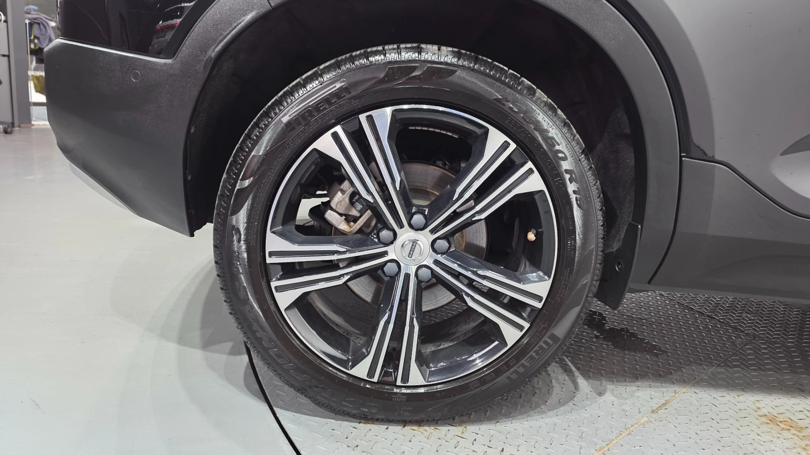 Volvo XC40 B4 Inscription, снимка 5 - Автомобили и джипове - 55687551