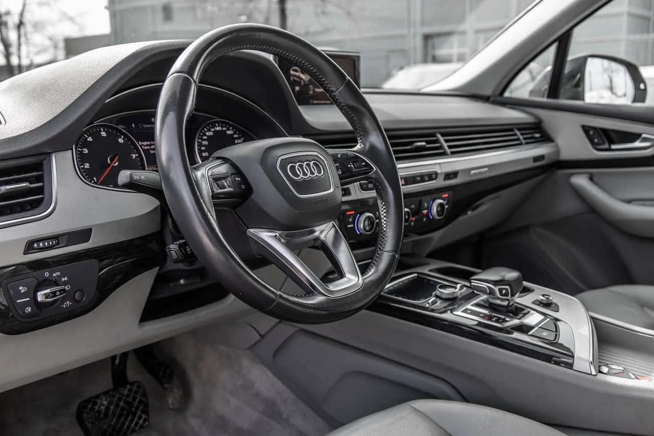 Audi Q7 * 3.0T Komfort | Awd | Toit Panoramique Awd | Pano, снимка 12 - Автомобили и джипове - 55728471