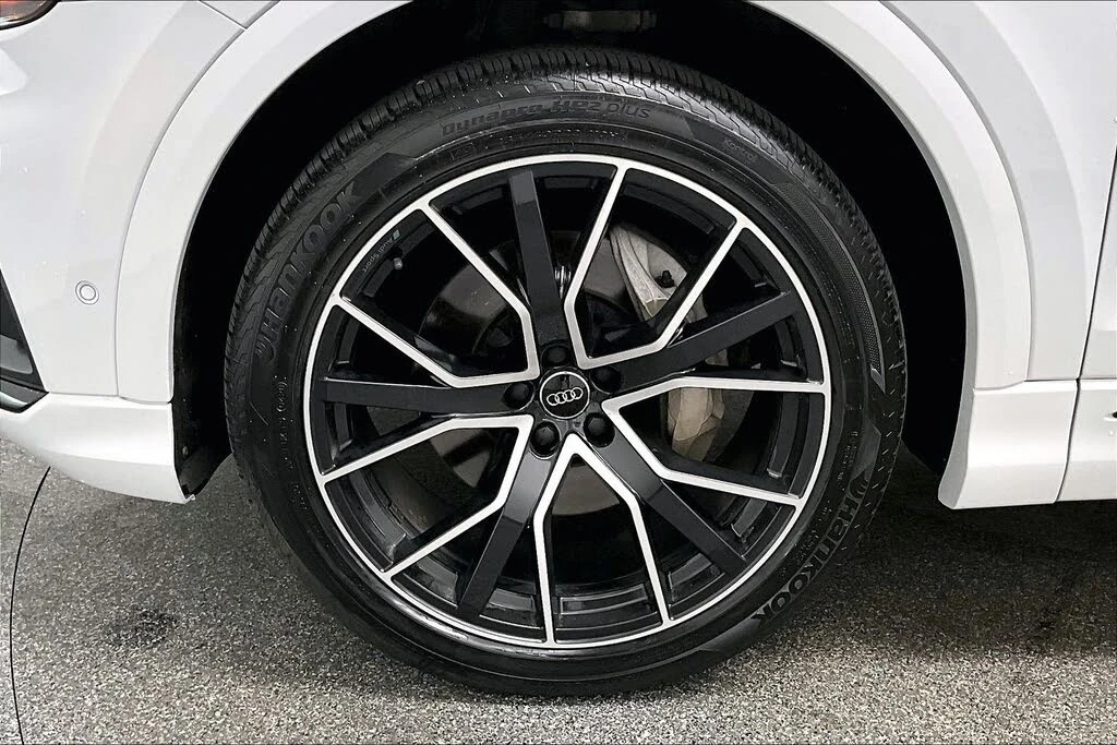 Audi Q8 55TFSI* MATRIX* S* LINE* ОБДУХВАНЕ* BANG* OLUFSEN*, снимка 8 - Автомобили и джипове - 56169080