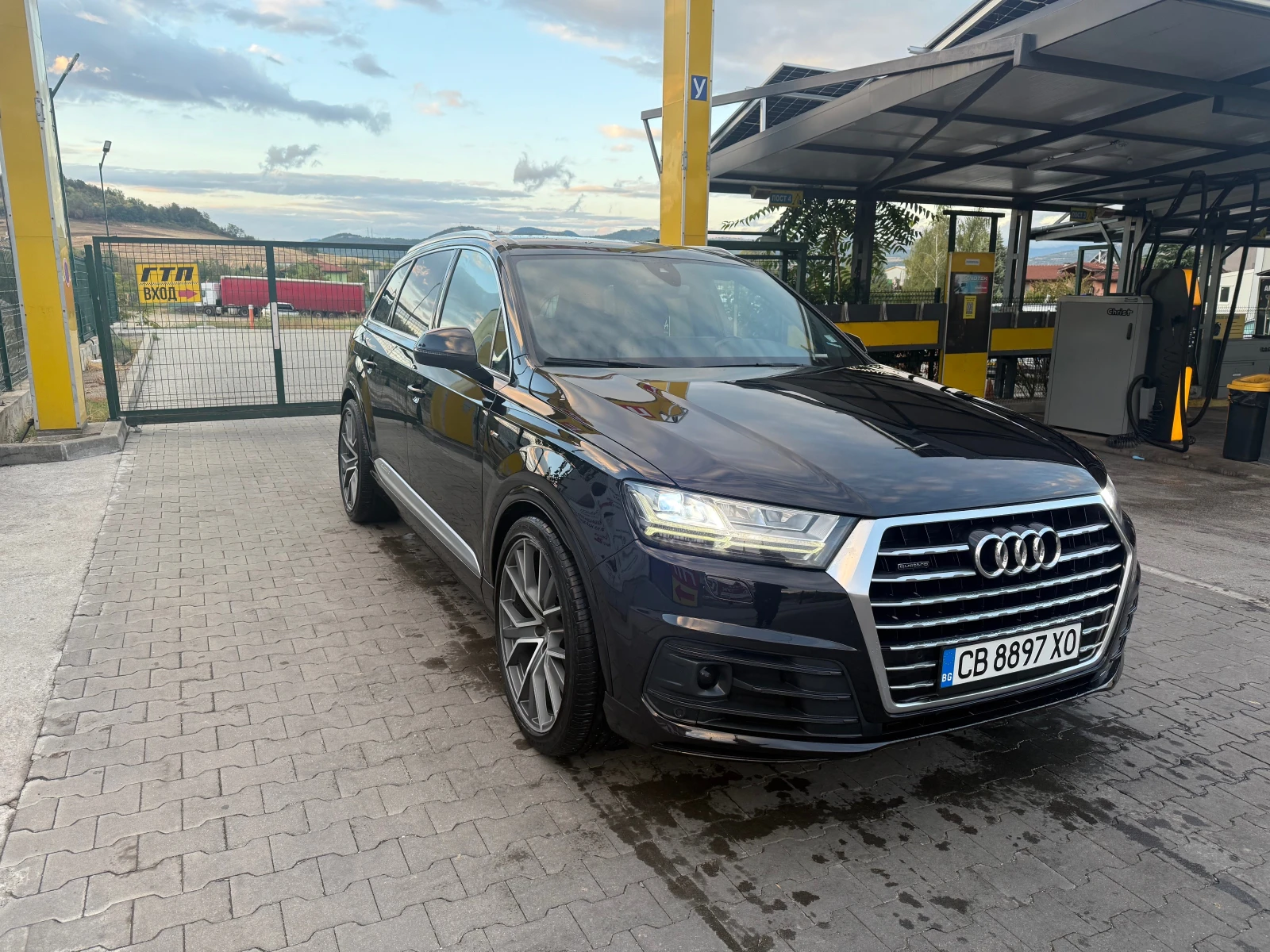 Audi Q7 3.0TDI S-LINE LIZING!!!!!!!!!!!!