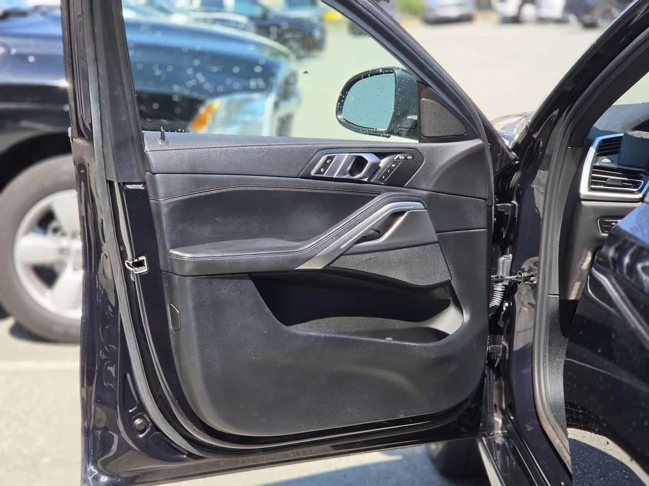 BMW X6 * 40i xDrive40i Navigation, 360 Cameras, Sunroof * | Mobile.bg � ����������� 11