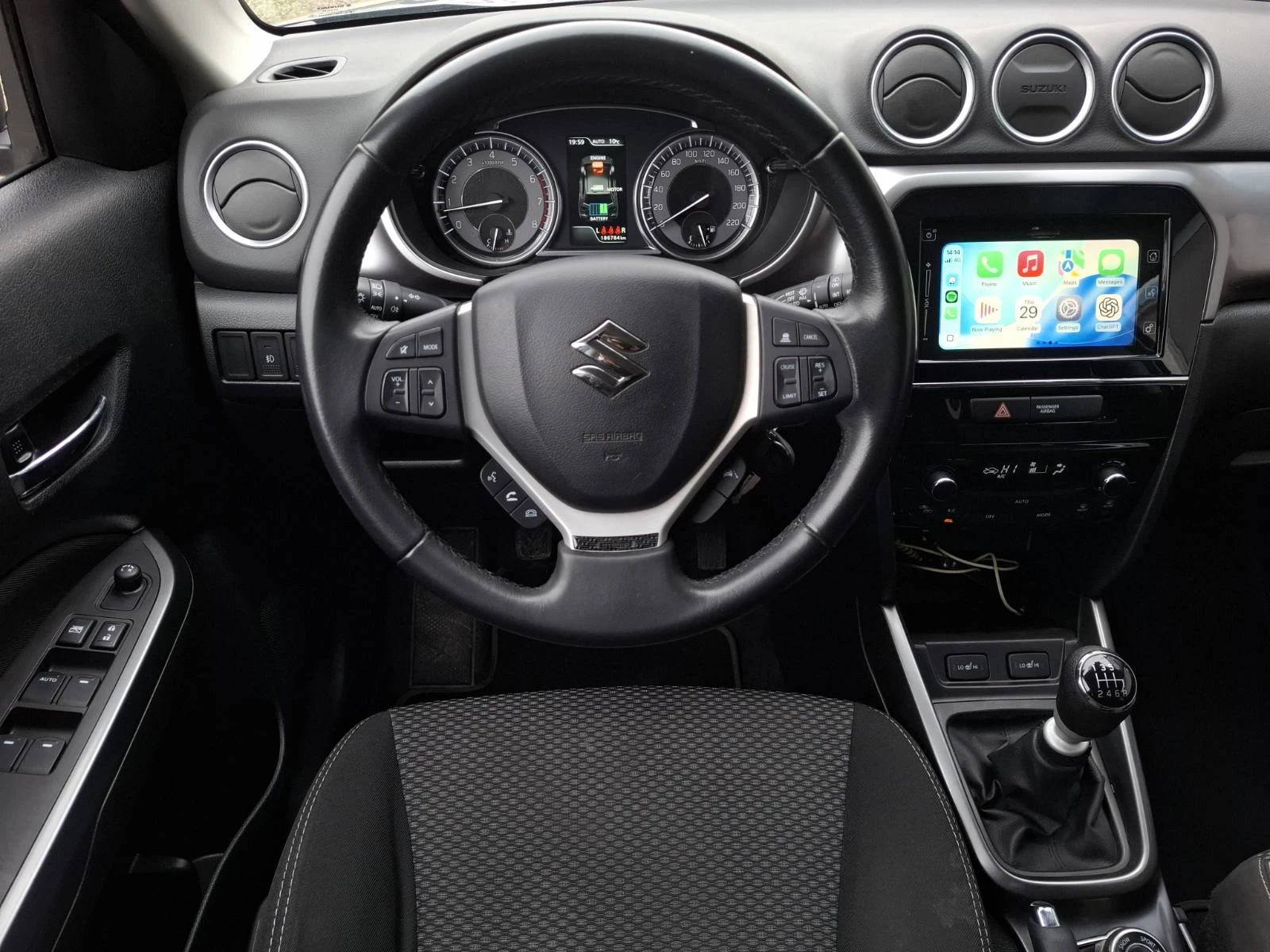 Suzuki Vitara 1.4i-4X4-Hybrid Generation, снимка 8 - Автомобили и джипове - 56730260