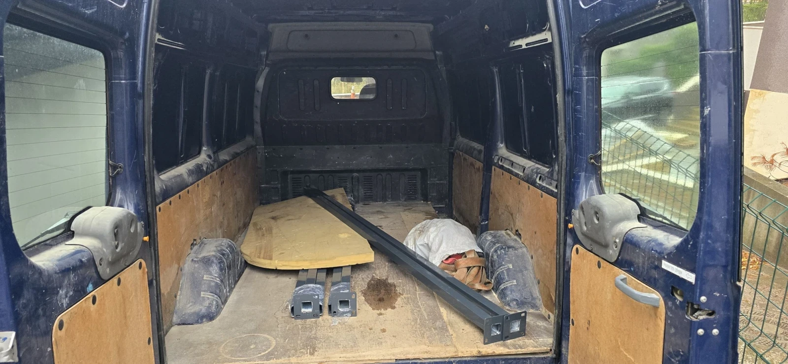 Ford Transit 330 - изображение 9