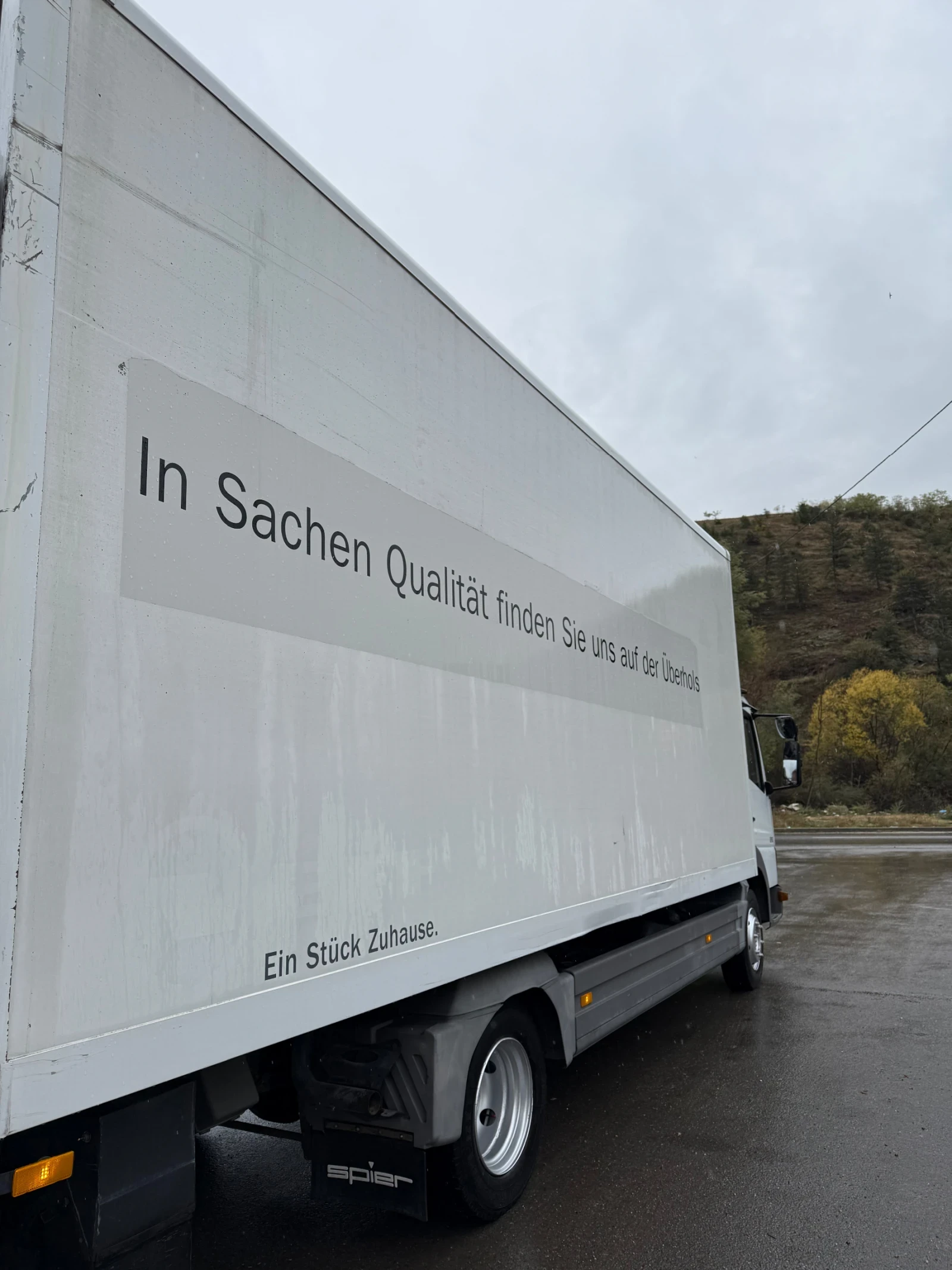 Mercedes-Benz Atego 818/Фургон с Борд Palfinger - изображение 4