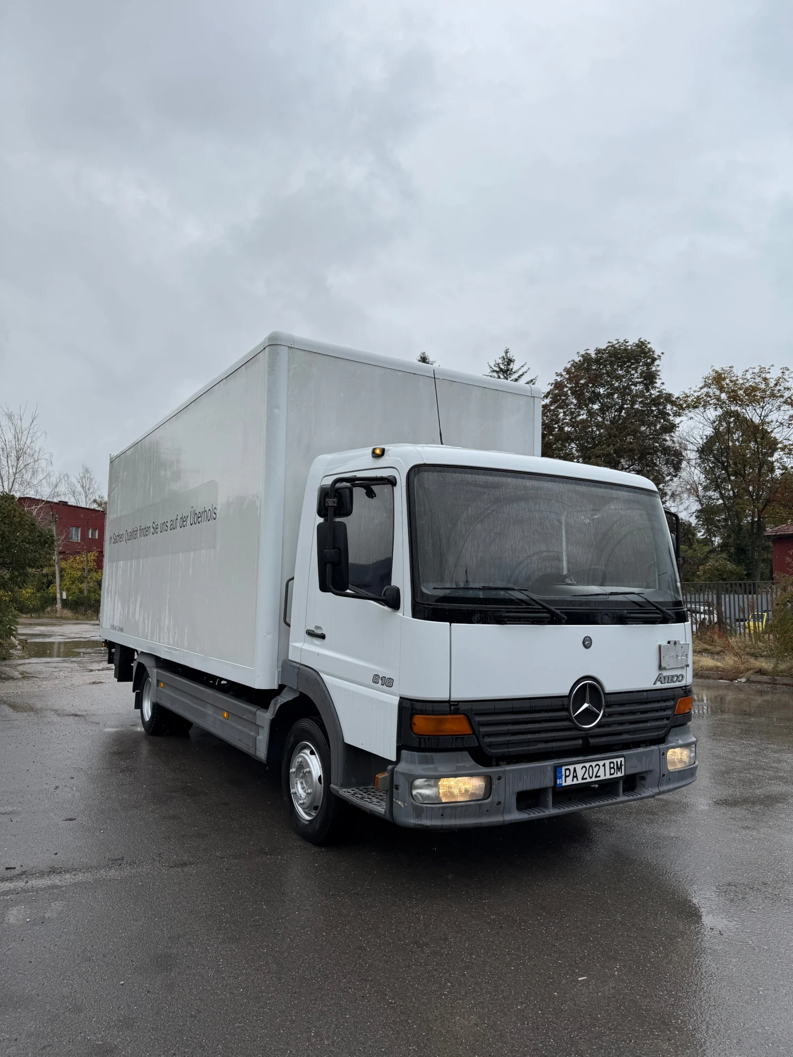 Mercedes-Benz Atego 818/Фургон с Борд Palfinger - изображение 3