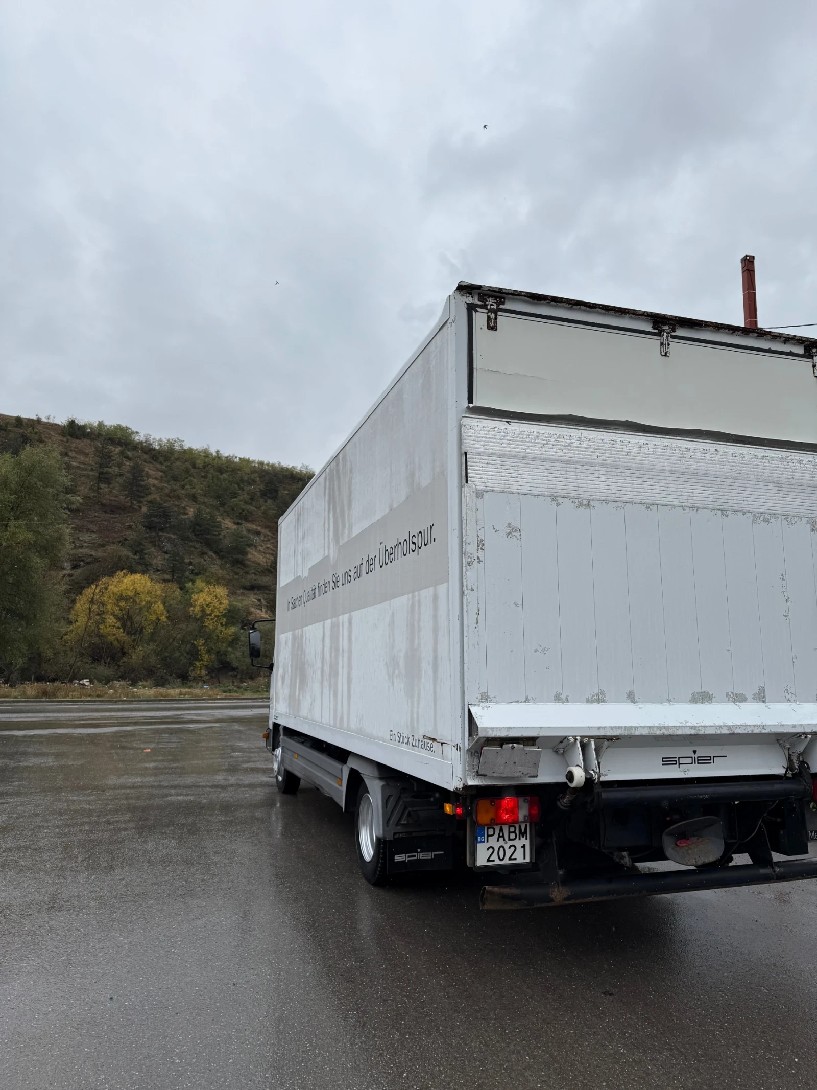 Mercedes-Benz Atego 818/Фургон с Борд Palfinger - изображение 5