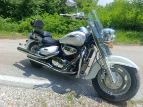 Suzuki Boulevard C90T, снимка 9