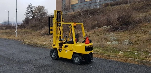 Мотокар Komatsu  FD 25-7, снимка 6 - Индустриална техника - 49111570