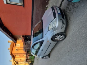 Ford Fiesta, снимка 2