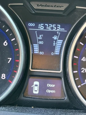 Hyundai Veloster  1.6 GDi Tech Pack, снимка 8