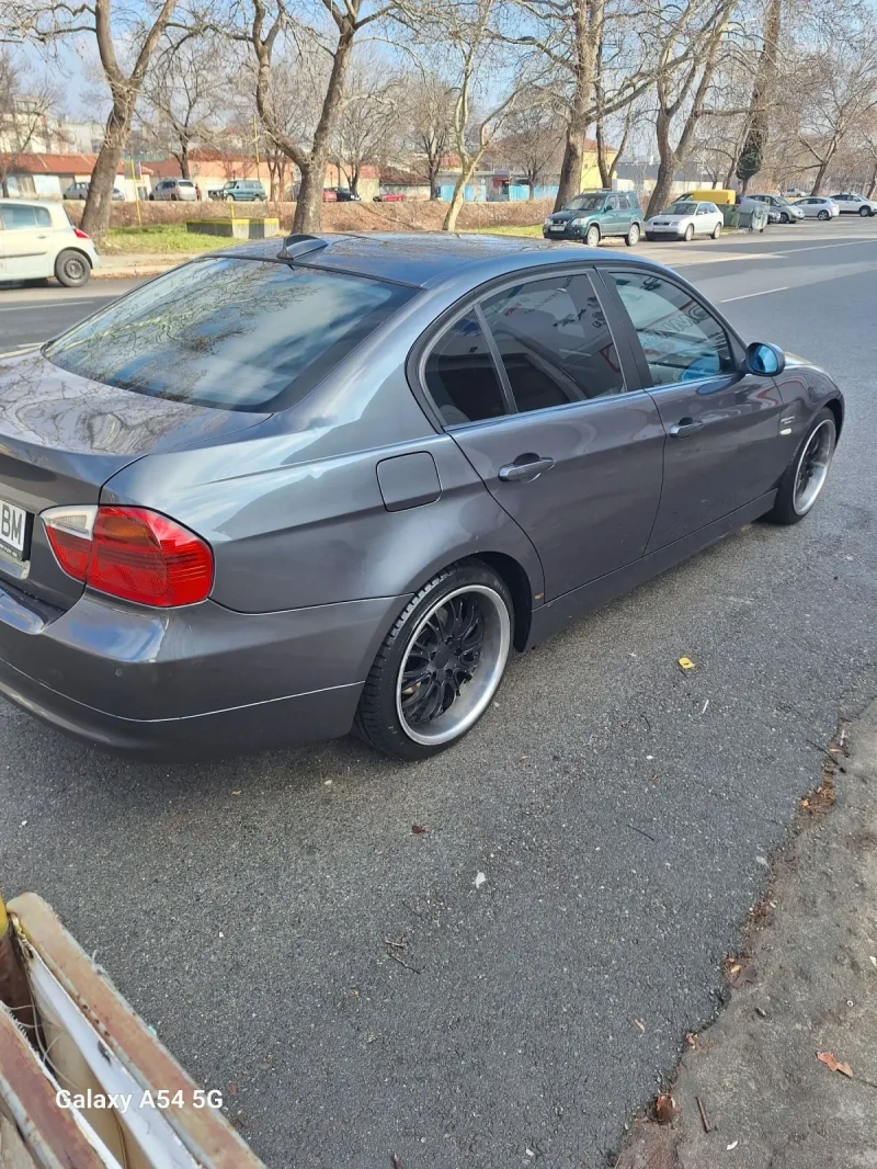 BMW 320, снимка 2 - Автомобили и джипове - 48702610