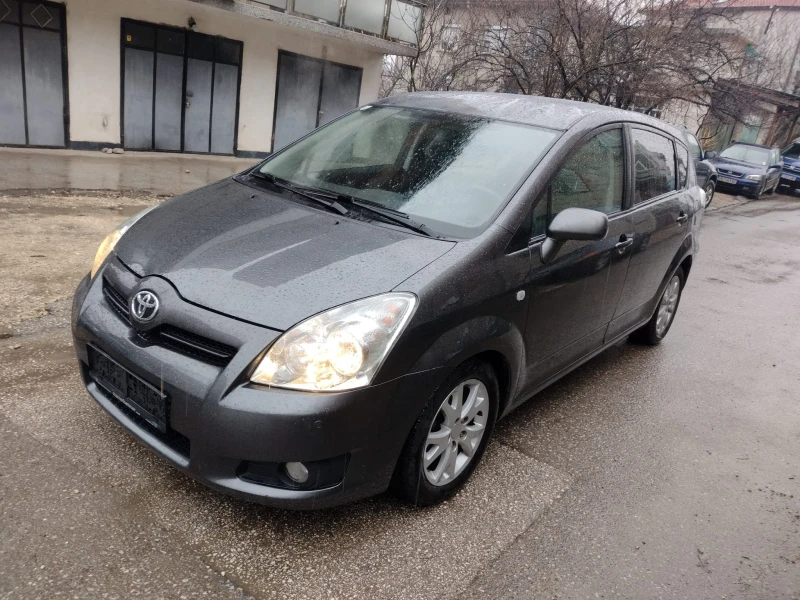 Toyota Corolla verso D4D136 face 2009, снимка 1 - Автомобили и джипове - 49237775