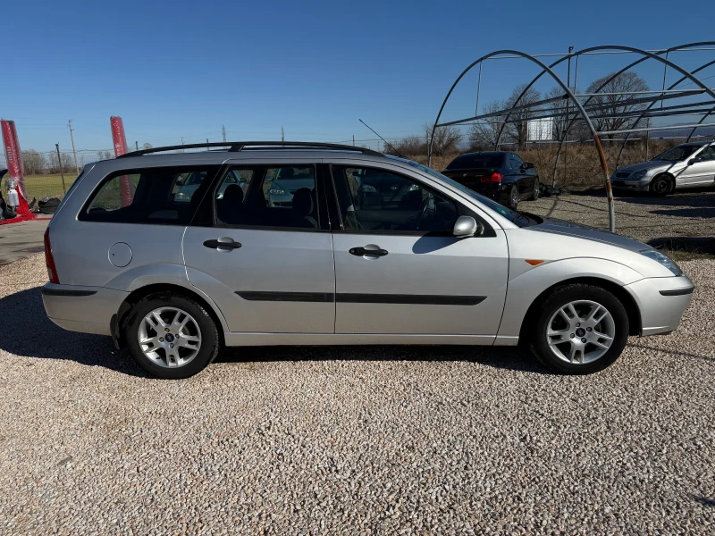 Ford Focus 1.6i 16v. Климатроник!!!, снимка 4 - Автомобили и джипове - 49388464