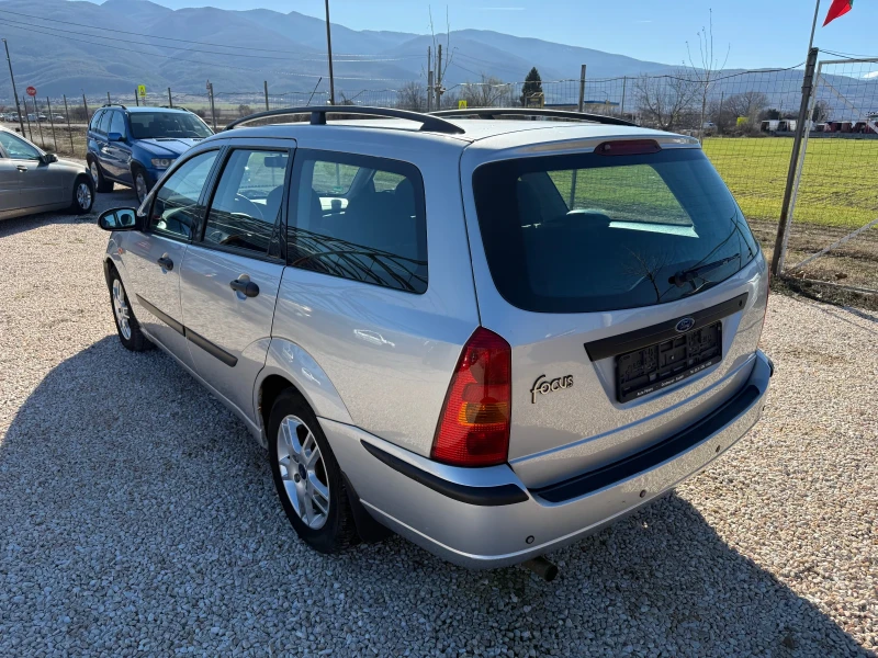 Ford Focus 1.6i 16v. Климатроник!!!, снимка 7 - Автомобили и джипове - 49388464