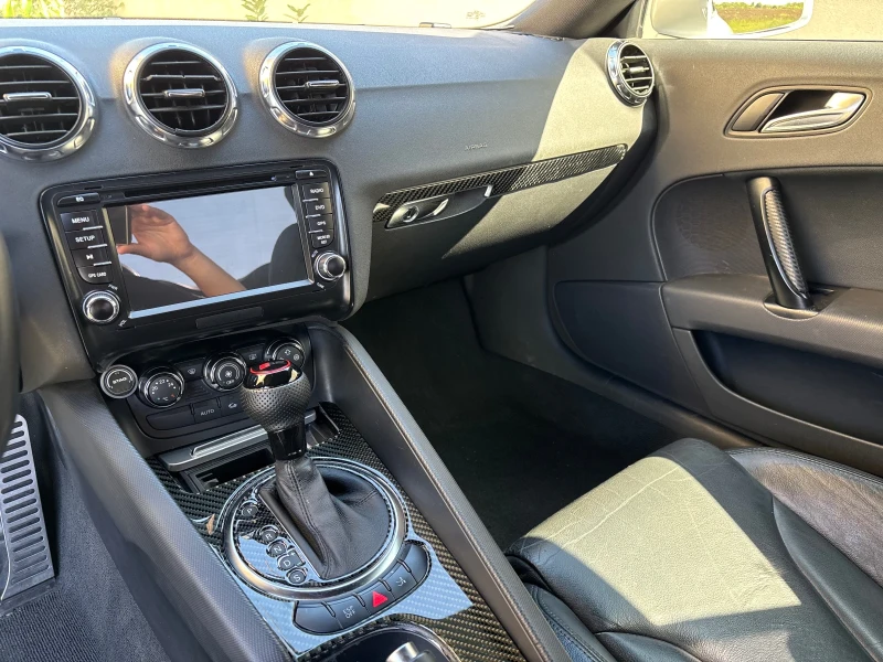 Audi Tt 2.0 TFSI DSG 270кс, снимка 13 - Автомобили и джипове - 50941853