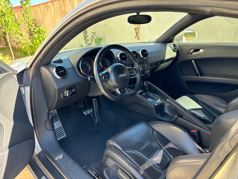 Audi Tt 2.0 TFSI DSG 270кс, снимка 8 - Автомобили и джипове - 50941853