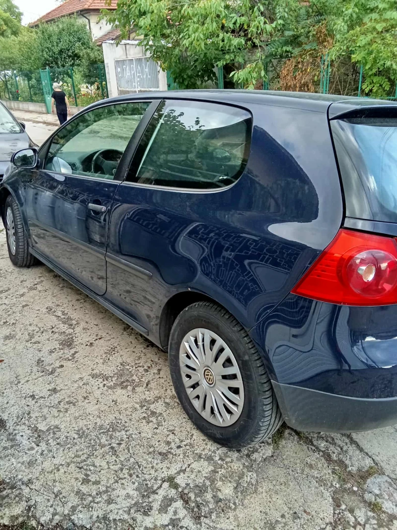 VW Golf 5, снимка 5 - Автомобили и джипове - 51730727