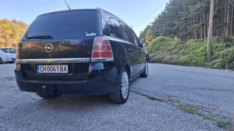 Opel Zafira, снимка 5 - Автомобили и джипове - 52264352