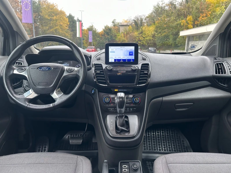 Ford Tourneo Connect Grand* 1.5D* Automatic* KeyLess Go* Navi* 6+ 1, снимка 16 - Автомобили и джипове - 52336236