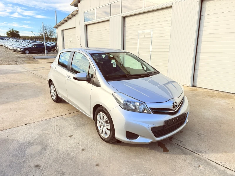 Toyota Yaris 1.4d4d * 150 000km* NAVI* UNIKAT* , снимка 12 - Автомобили и джипове - 52396696