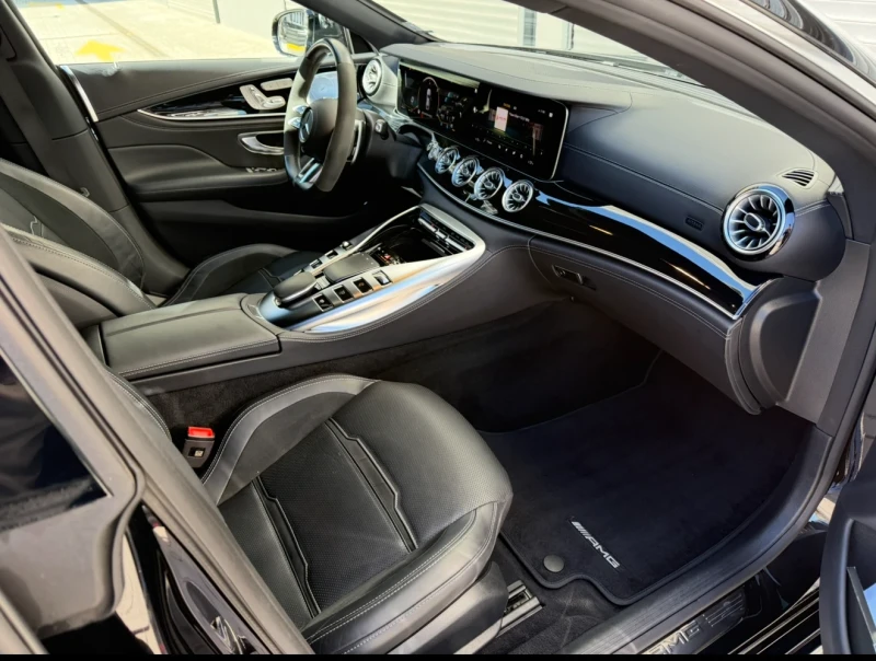 Mercedes-Benz AMG GT 63S 4Matic+ Facelift, снимка 11 - Автомобили и джипове - 52425671