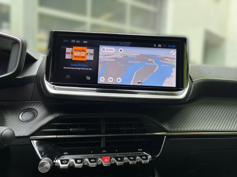 Peugeot 208 GT/156HP/CARPLAY/CAM/L.ASS/LED/DAB/BSA/AMBI/952f, снимка 10 - Автомобили и джипове - 52693915