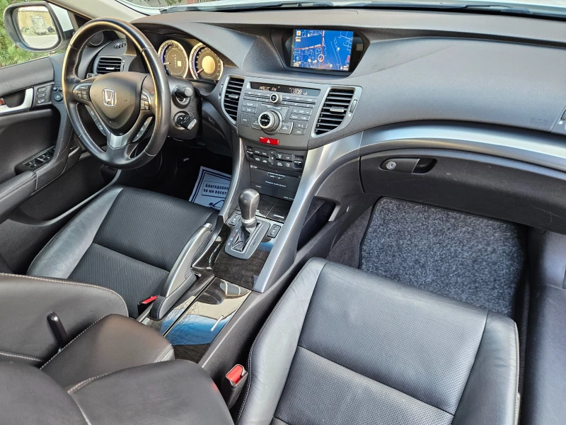 Honda Accord 2.4i-VTEC Facelift Navi * TUV 11.2026, снимка 15 - Автомобили и джипове - 52802796