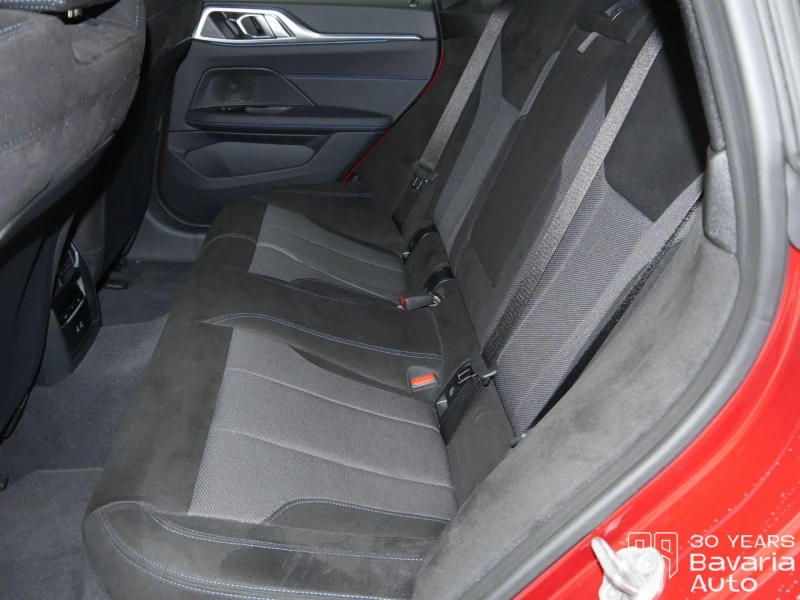BMW i4 40 xDrive M Sport Paket, снимка 8 - Автомобили и джипове - 52834362