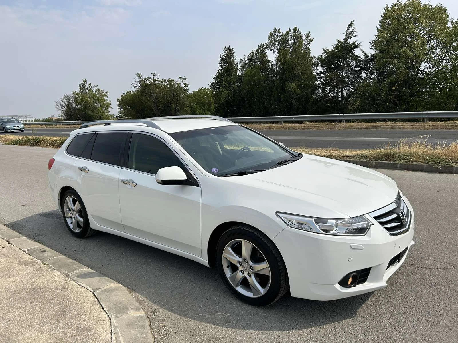 Honda Accord 2.0  - изображение 2