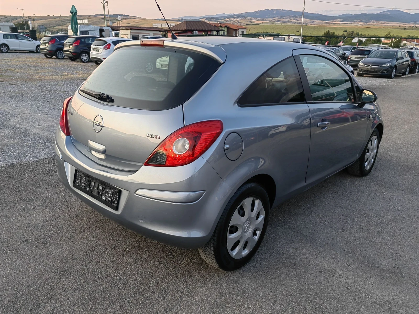 Opel Corsa 1.3CDTI - изображение 5