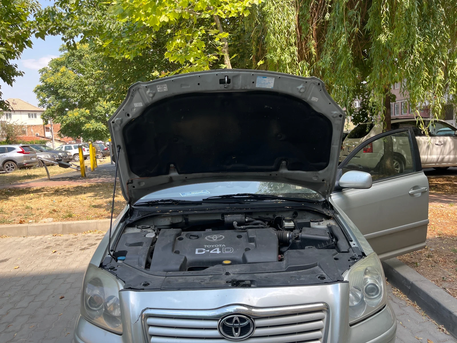 Toyota Avensis  - изображение 2