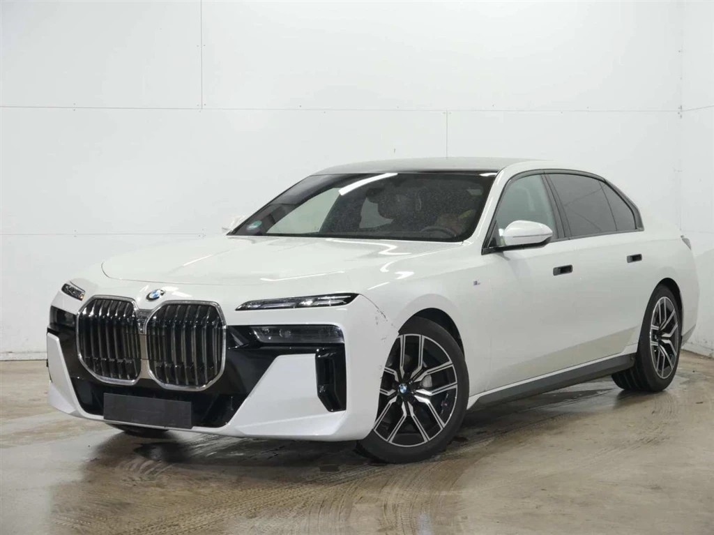BMW 740 xDrive  | Mobile.bg   1