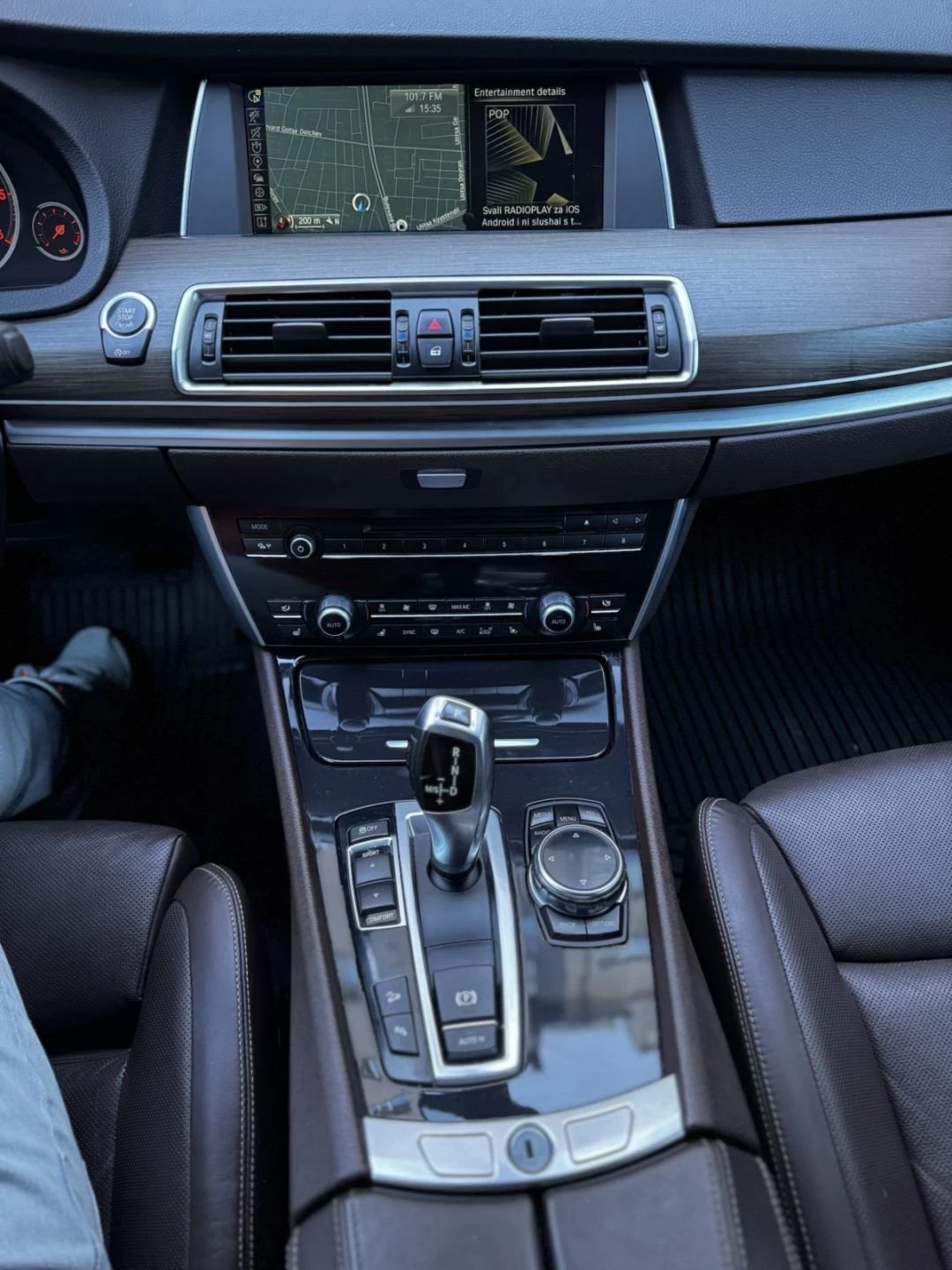 BMW 5 Gran Turismo 530D xDrive - изображение 8