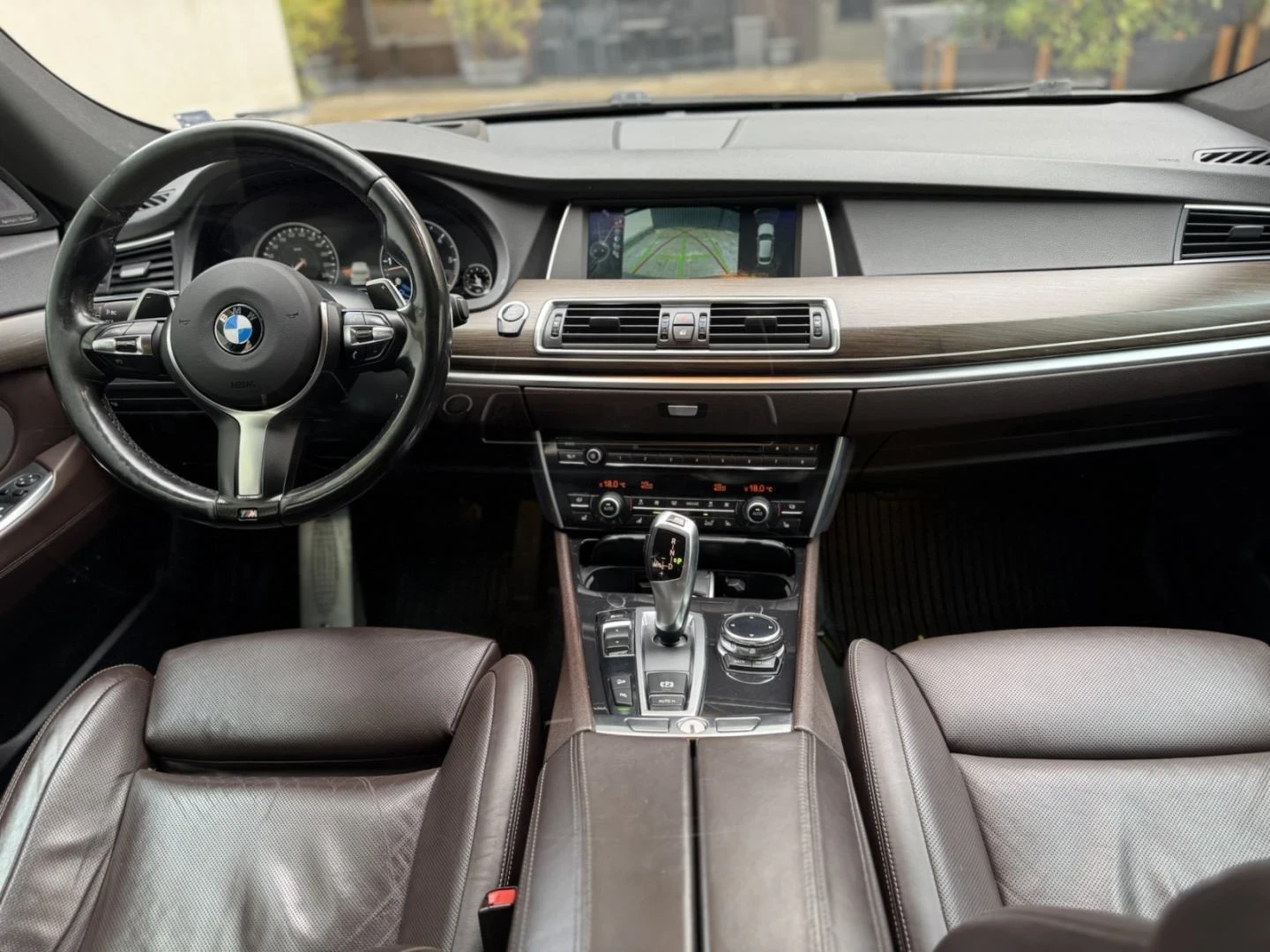 BMW 5 Gran Turismo 530D xDrive - изображение 4