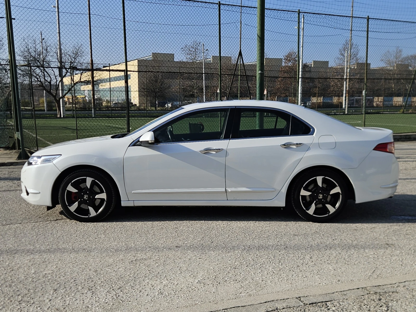 Honda Accord 2.4i-VTEC Facelift Navi * TUV 11.2026 | Mobile.bg � ����������� 8