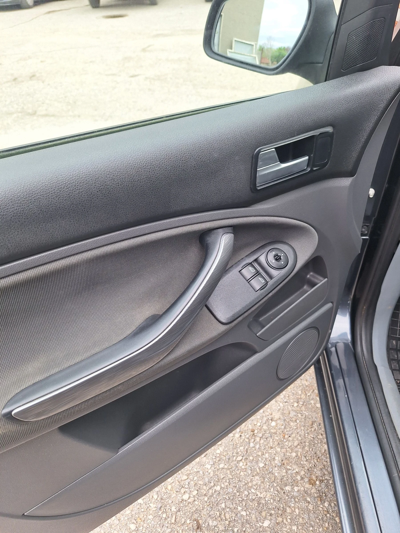 Ford C-max 1.8 tdci | Mobile.bg � ����������� 10