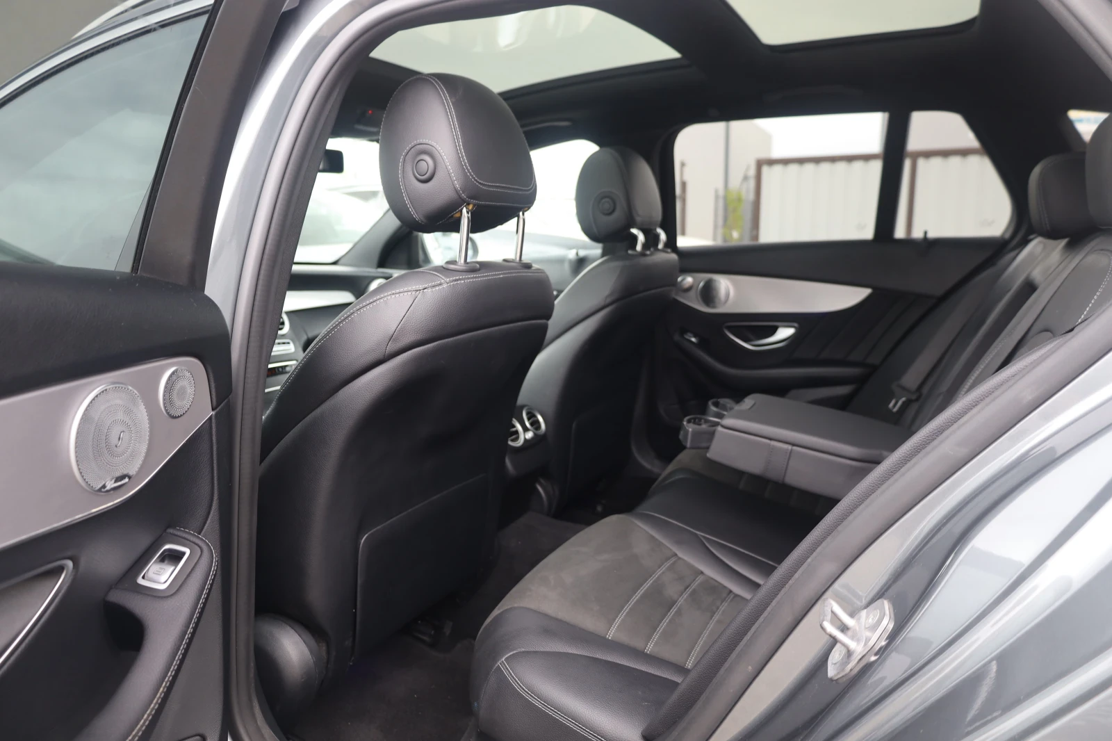 Mercedes-Benz C 220 d AMG 360 Digital PANO BURM ILS KeyGO Memory iCar | Mobile.bg � ����������� 10