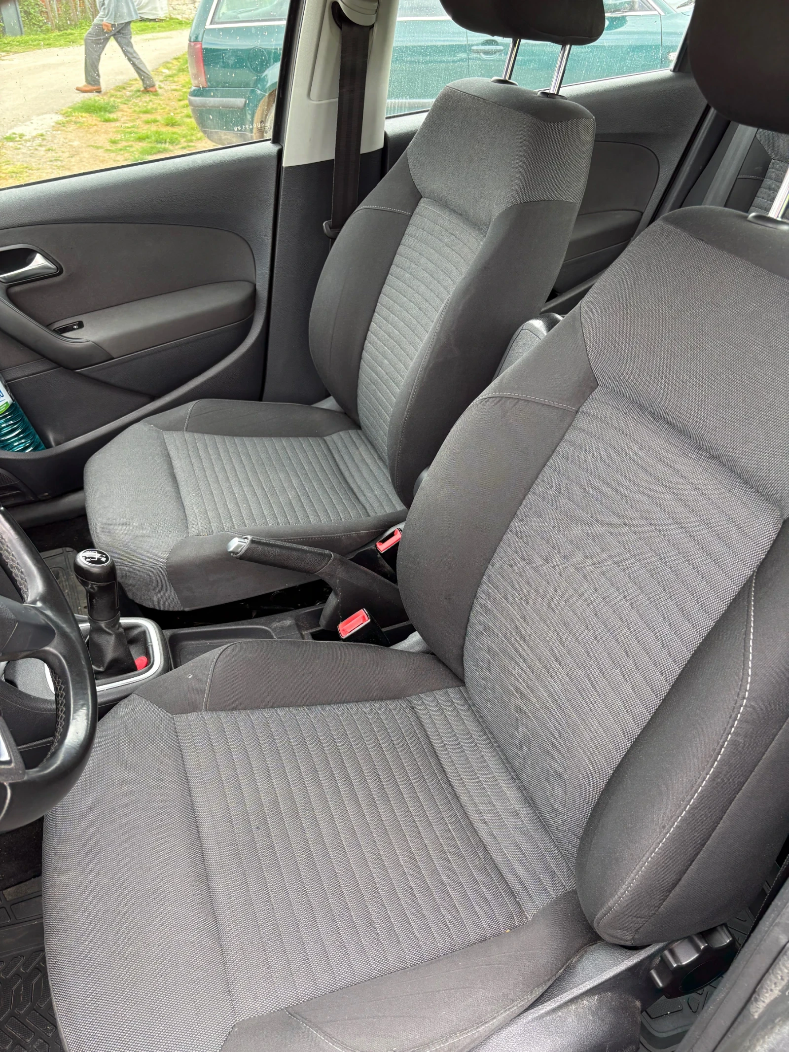 VW Polo Газ/бензин 1.2, снимка 11 - Автомобили и джипове - 54486520