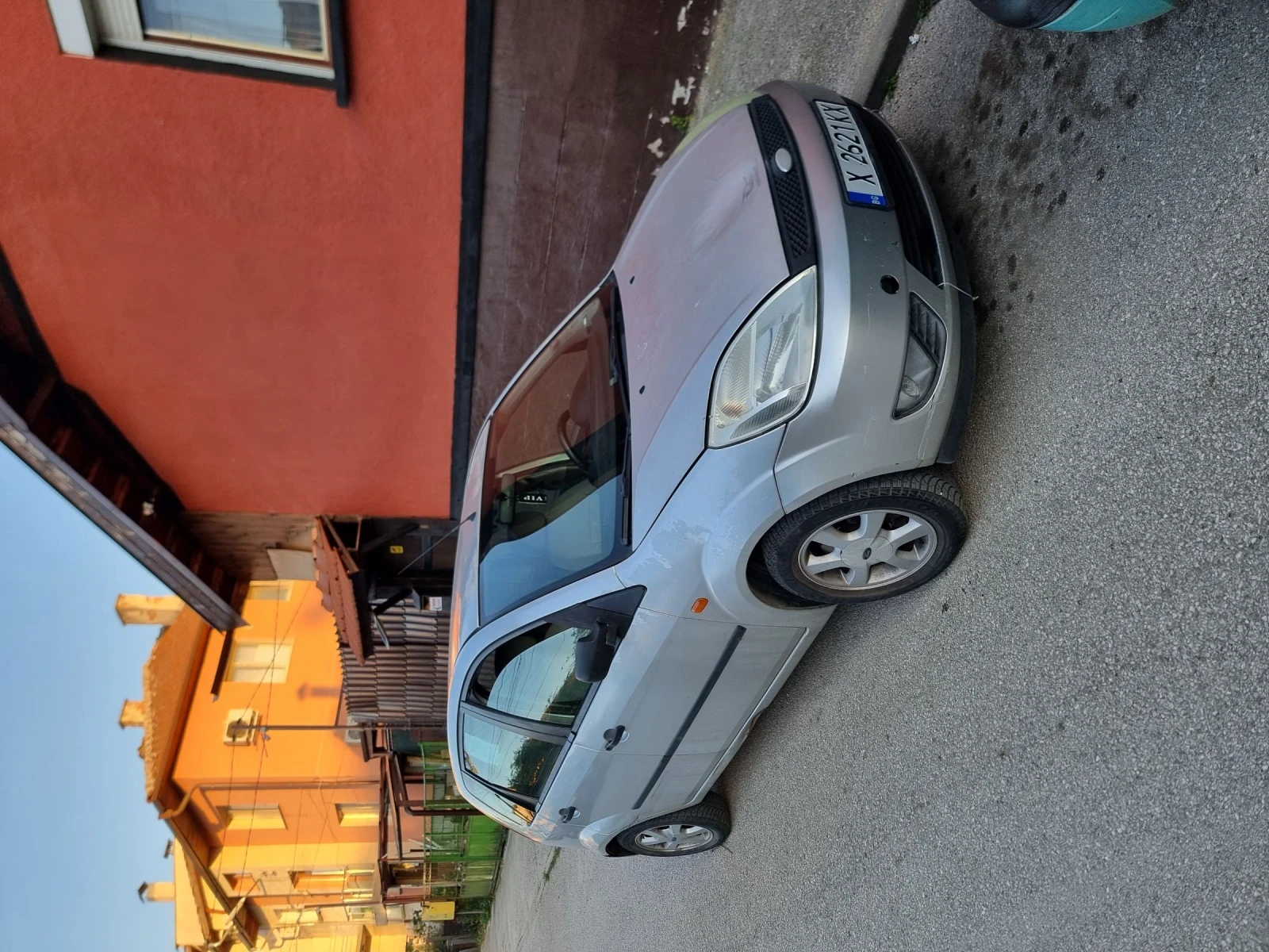 Ford Fiesta, снимка 2 - Автомобили и джипове - 54857274