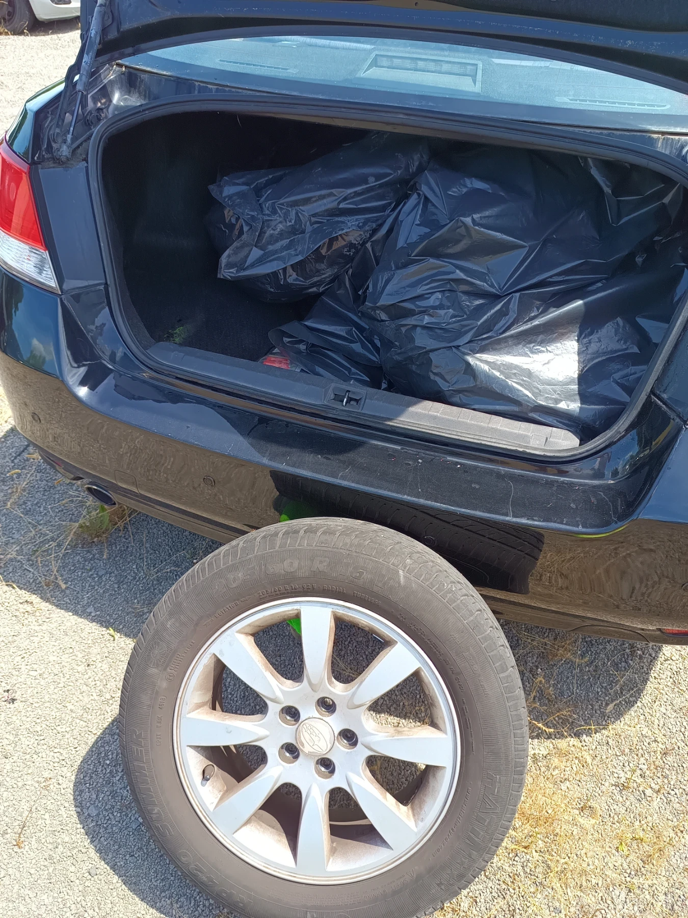 Subaru Legacy 2.0i Automat, снимка 16 - Автомобили и джипове - 54928884