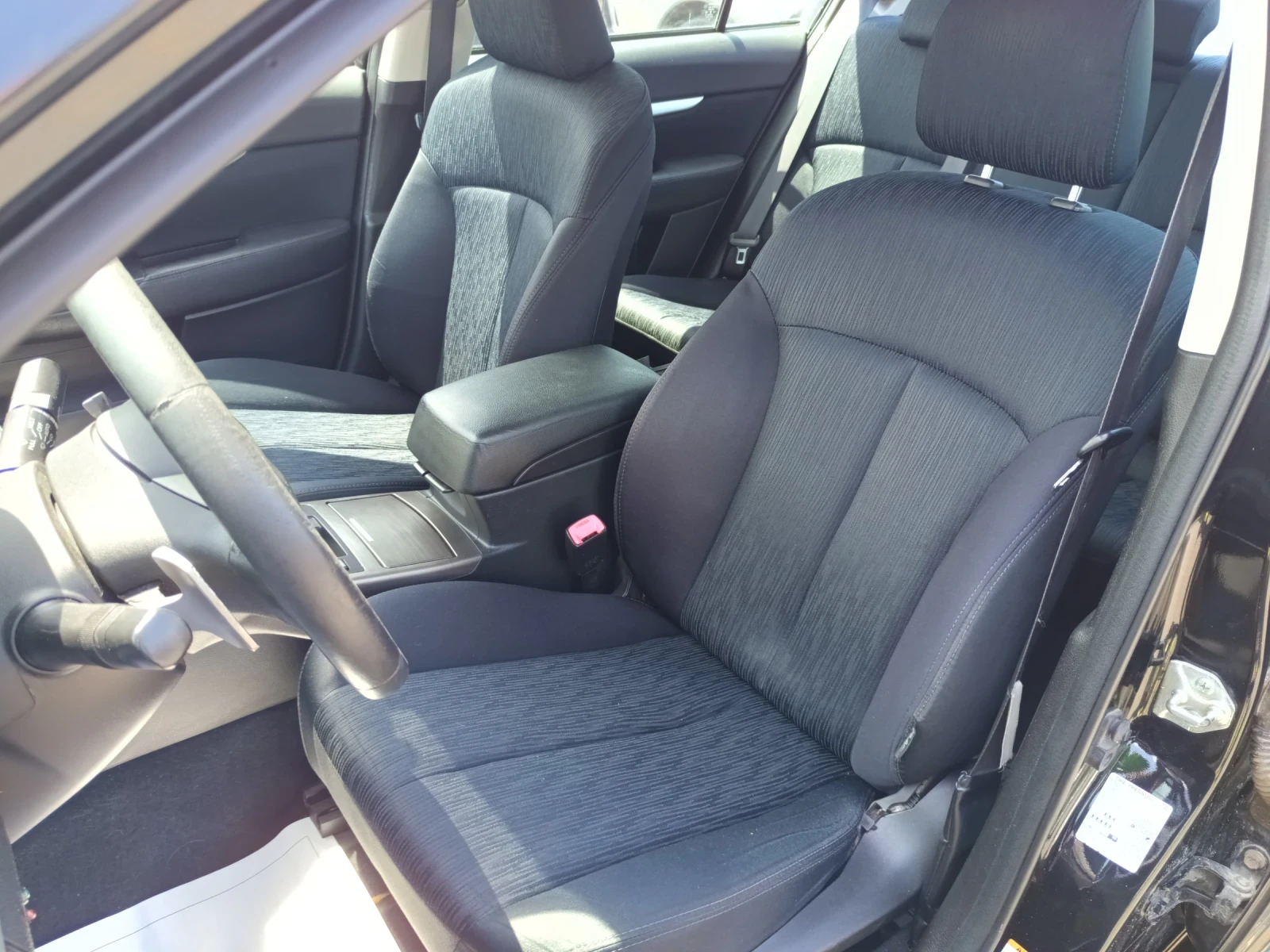 Subaru Legacy 2.0i Automat, снимка 9 - Автомобили и джипове - 54928884