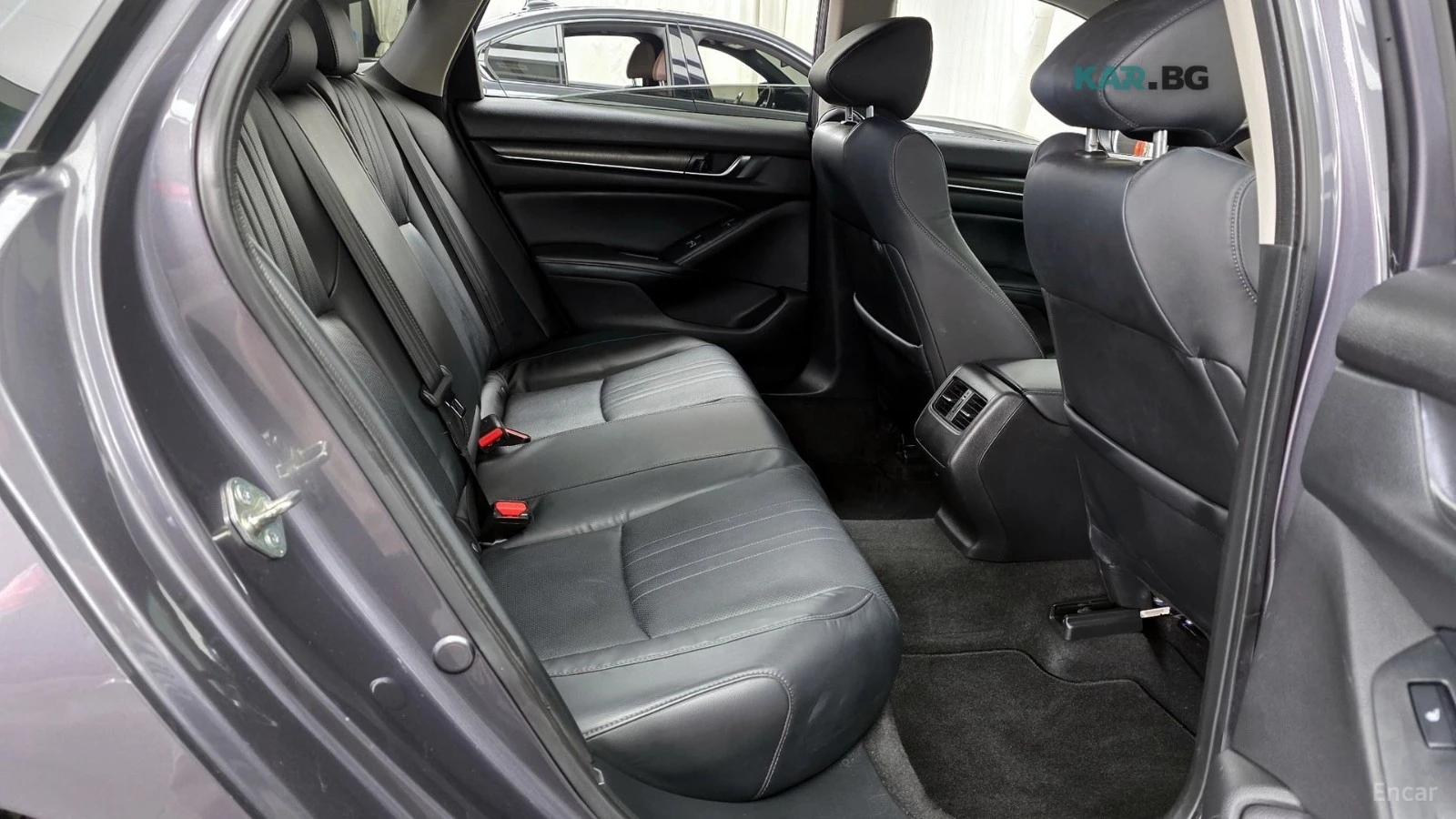 Honda Accord * Hybrid* KEYLESS* Camera* , снимка 11 - Автомобили и джипове - 55036628
