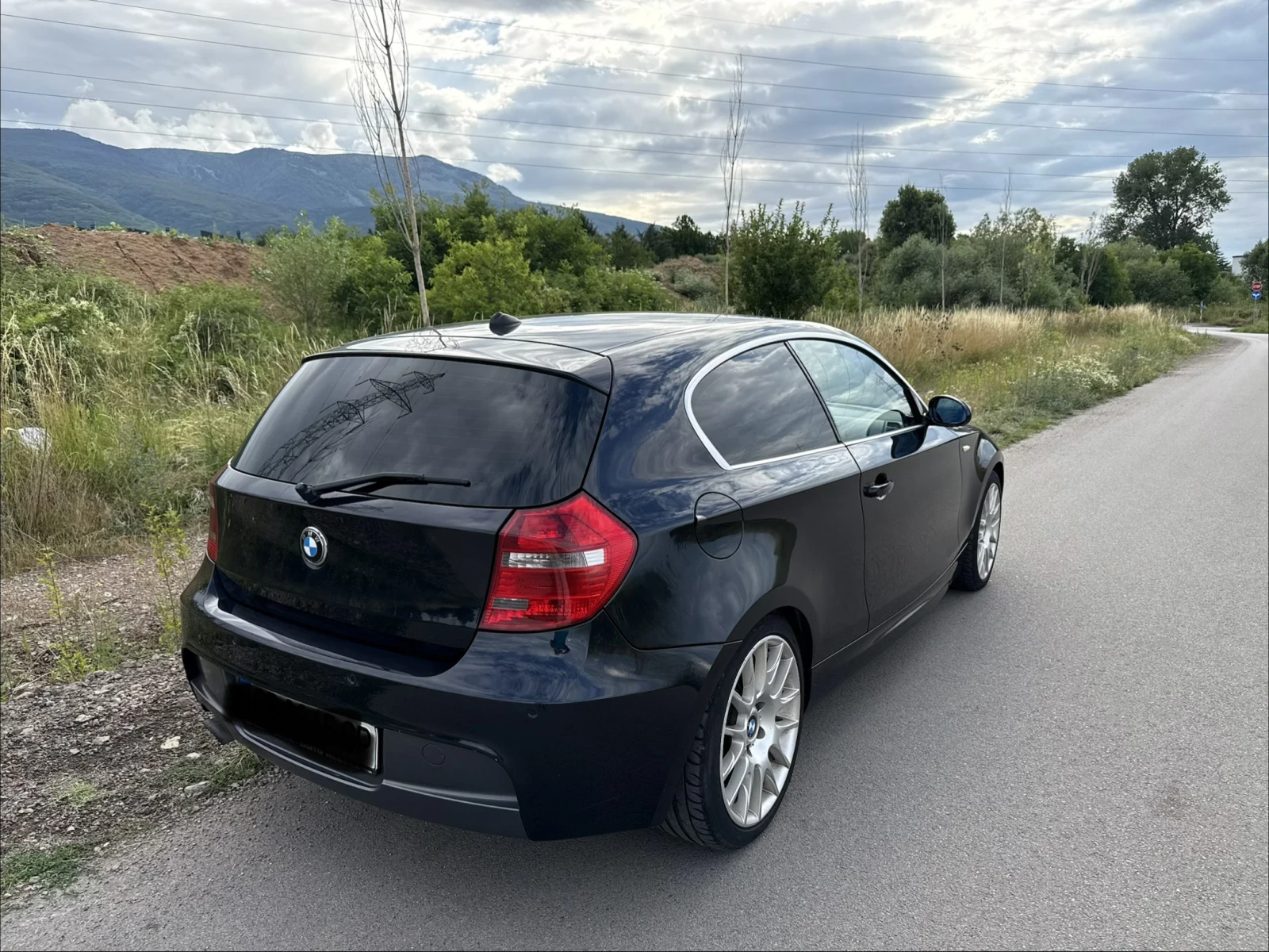 BMW 120, снимка 2 - Автомобили и джипове - 55136976
